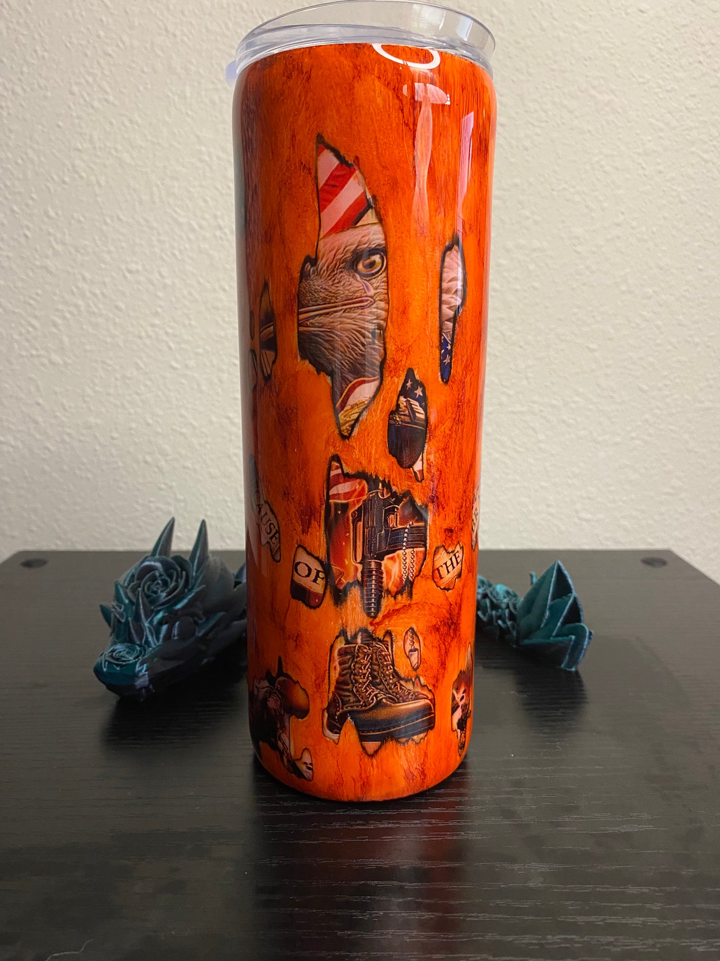 20oz  Peek-a-boo Woodgrain Patriotic