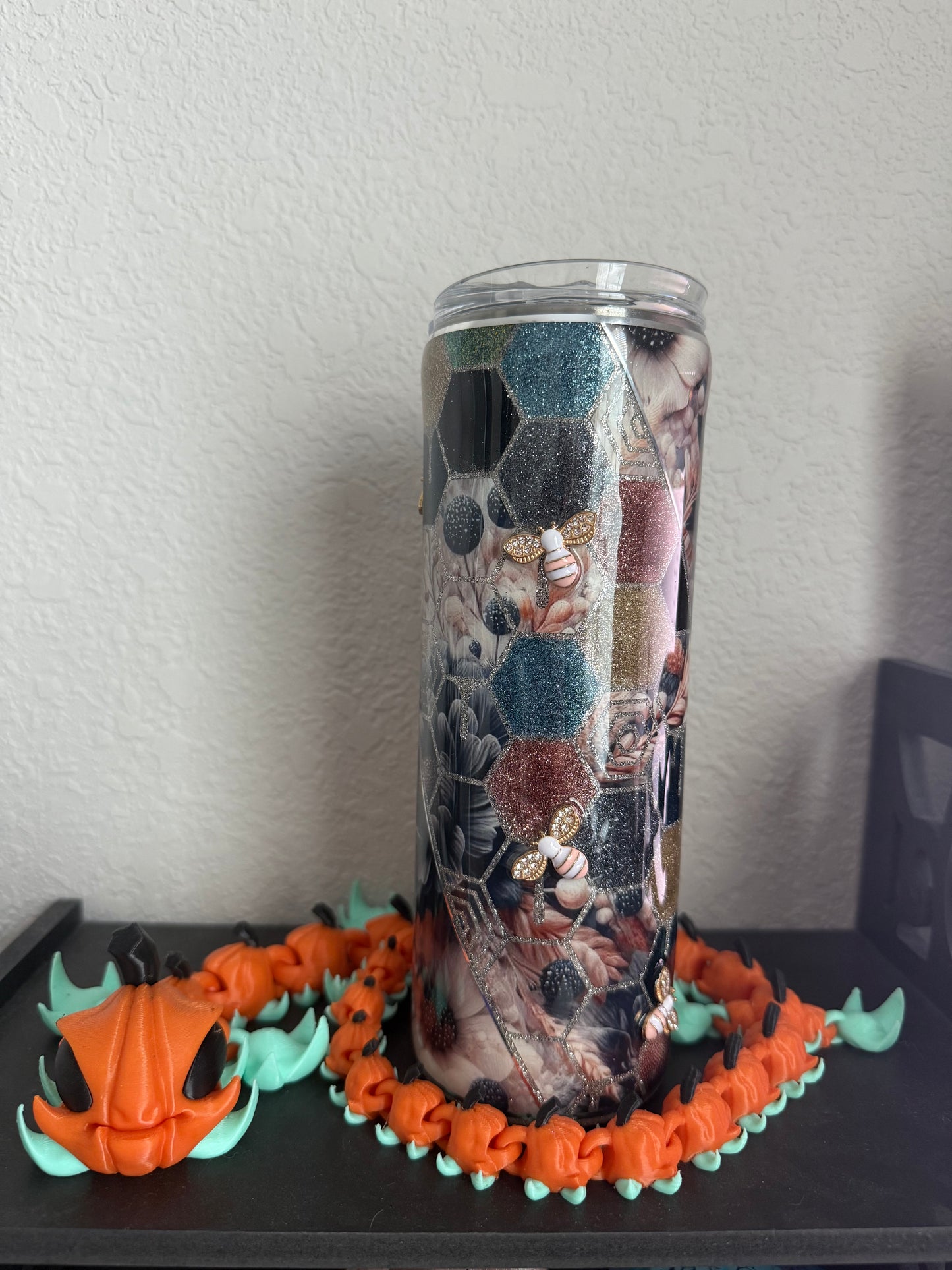 #3 20oz Tumbler Honeycomb