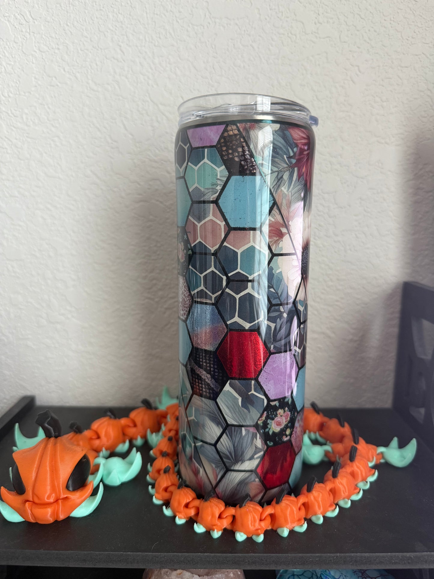 #4 20oz Tumbler Honeycomb